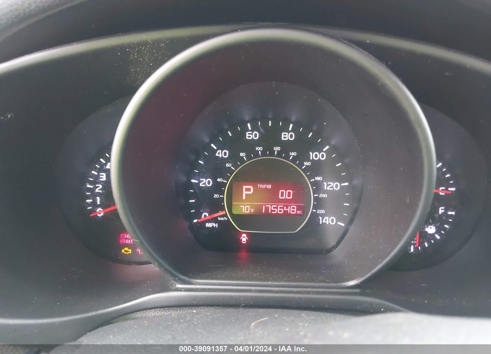 2018 KIA SOUL VIN: KNDJP3A5XJ7526396