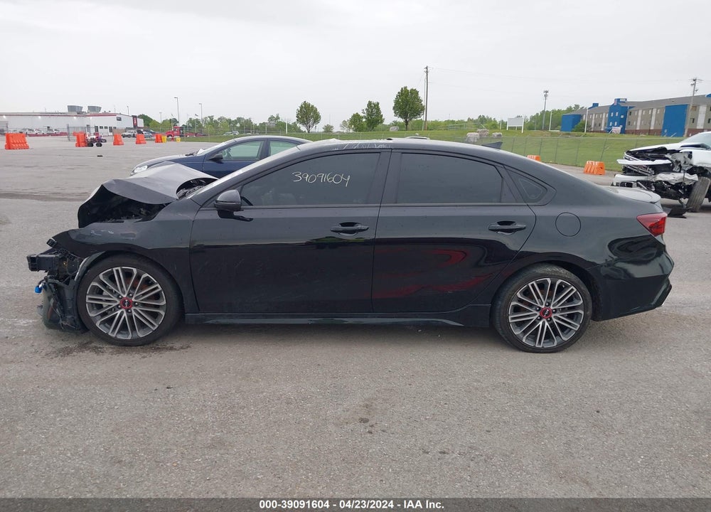 2022 KIA FORTE GT VIN: 3KPF44AC7NE502548