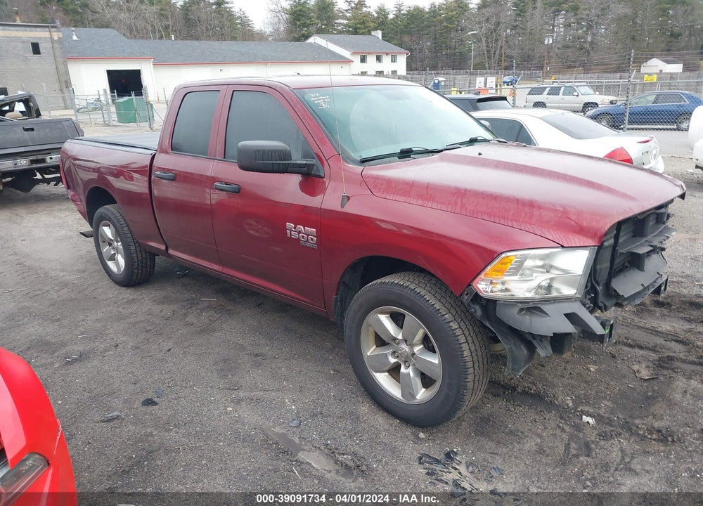 2019 RAM 1500 CLASSIC EXPRESS QUAD CAB 4X4 6'4 BOX VIN: 1C6RR7FG1KS617836