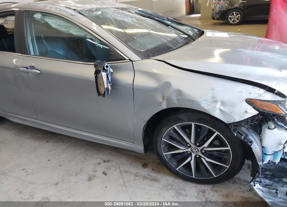 2021 TOYOTA CAMRY SE AWD VIN: 4T1G11BK4MU036199