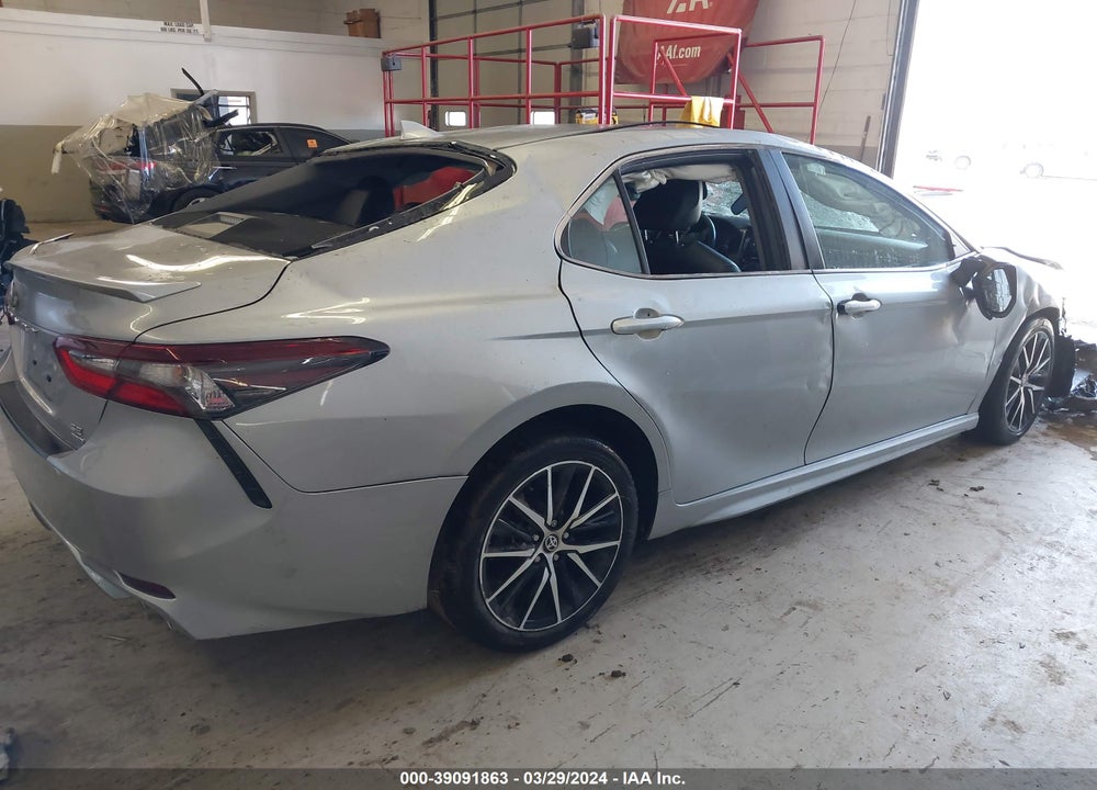 2021 TOYOTA CAMRY SE AWD VIN: 4T1G11BK4MU036199