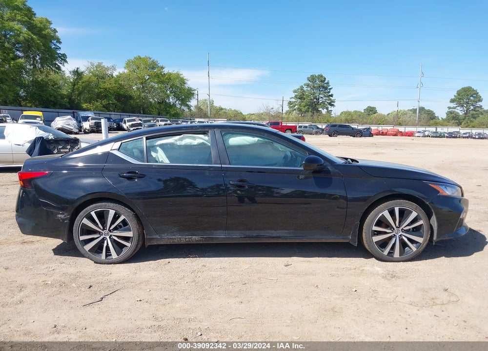 2022 NISSAN ALTIMA SR FWD VIN: 1N4BL4CVXNN388837