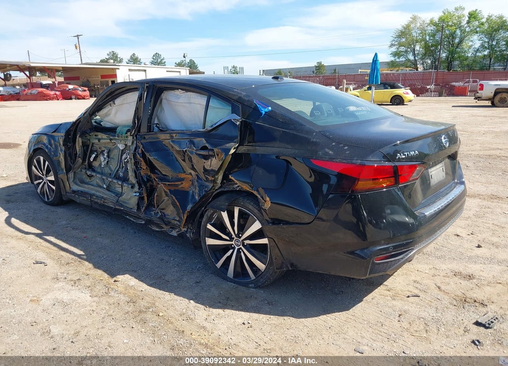 2022 NISSAN ALTIMA SR FWD VIN: 1N4BL4CVXNN388837