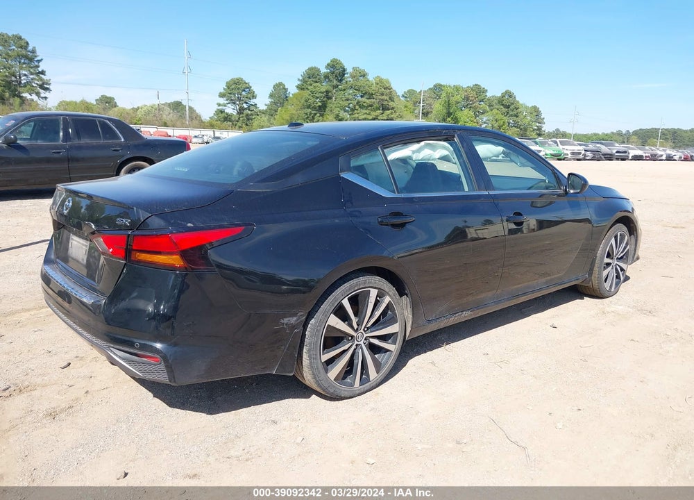 2022 NISSAN ALTIMA SR FWD VIN: 1N4BL4CVXNN388837