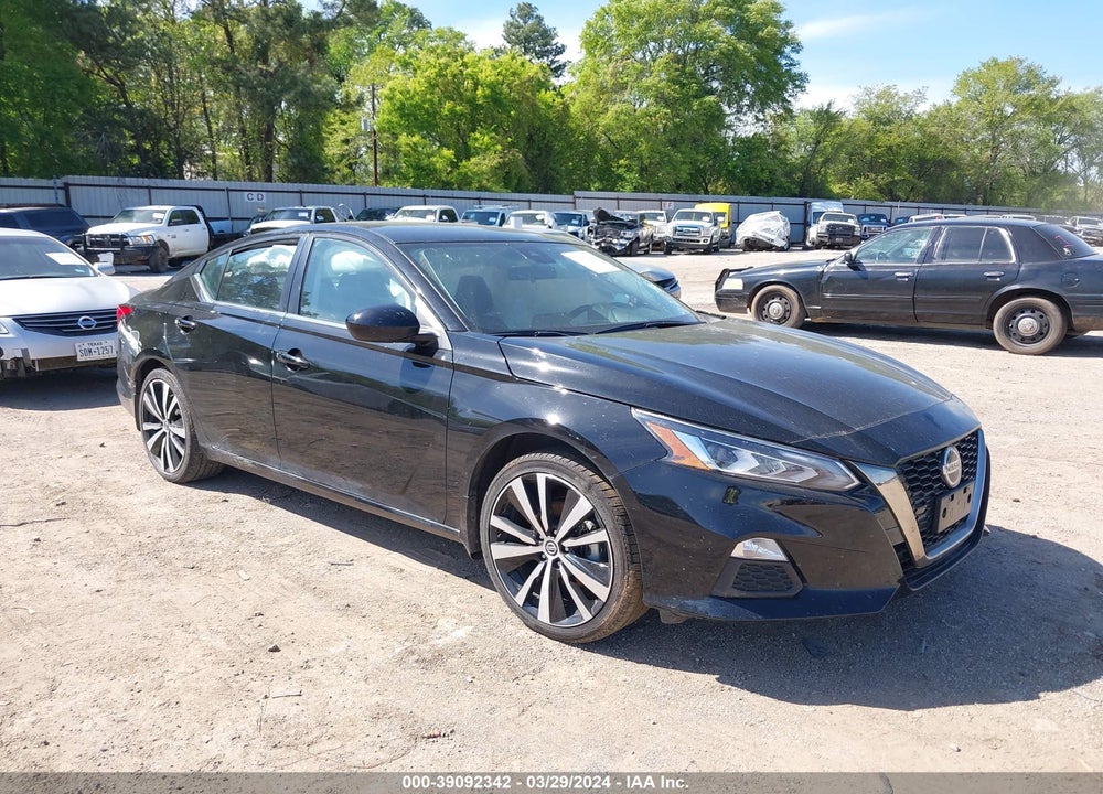 2022 NISSAN ALTIMA SR FWD VIN: 1N4BL4CVXNN388837