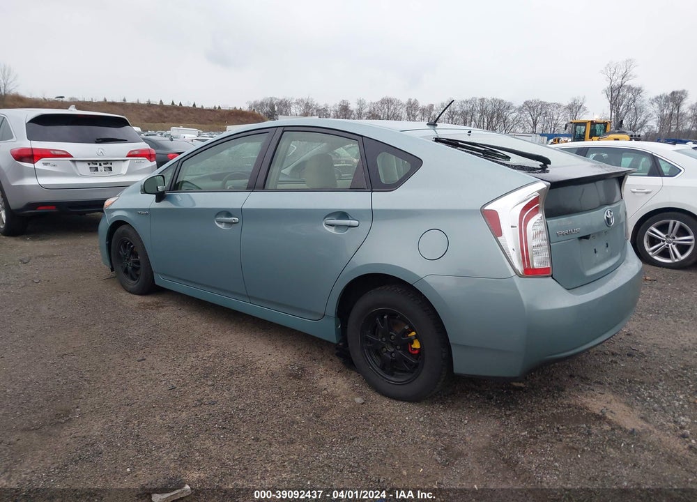 2014 TOYOTA PRIUS VIN: JTDKN3DUXE1830981