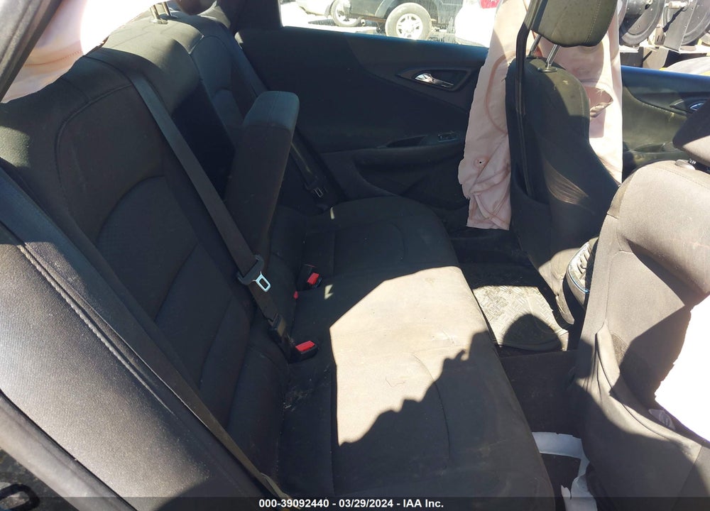 2018 CHEVROLET MALIBU LT VIN: 1G1ZD5ST9JF134660