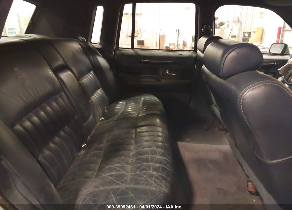 1994 LINCOLN TOWN CAR EXECUTIVE VIN: 1LNLM81W8RY731417
