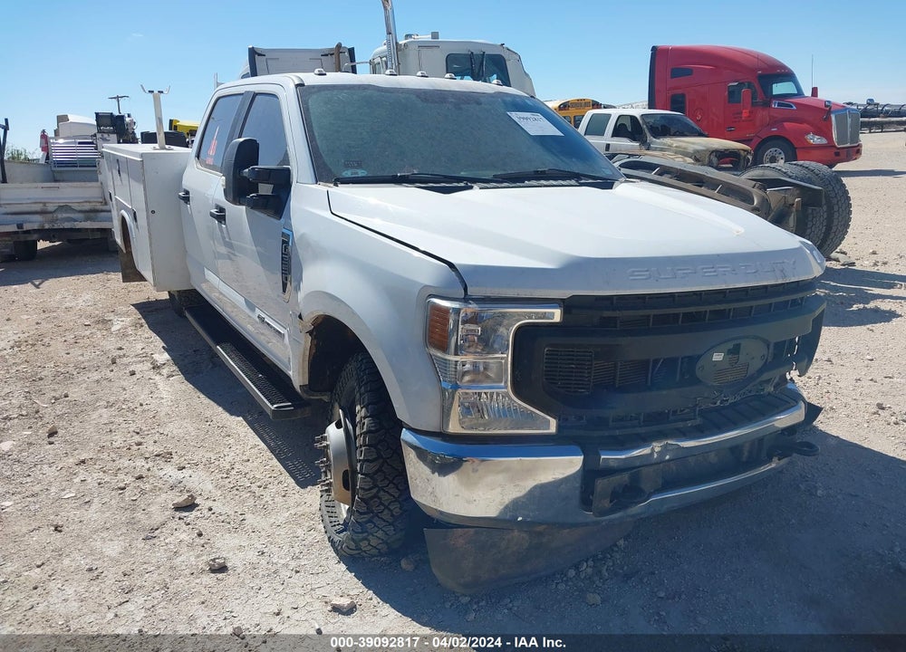 2022 FORD F-350 CHASSIS XL VIN: 1FD8W3HT0NEE49623