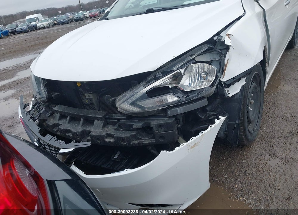 2018 NISSAN SENTRA S VIN: 3N1AB7AP3JY301682