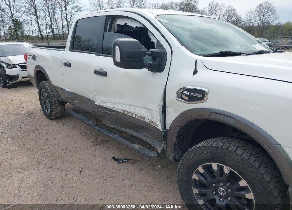 2019 NISSAN TITAN XD PRO-4X DIESEL VIN: 1N6BA1F45KN507338