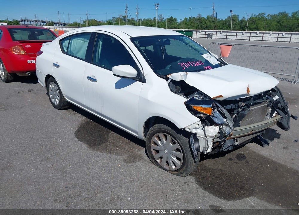 2018 NISSAN VERSA 1.6 SV VIN: 3N1CN7AP2JL872531