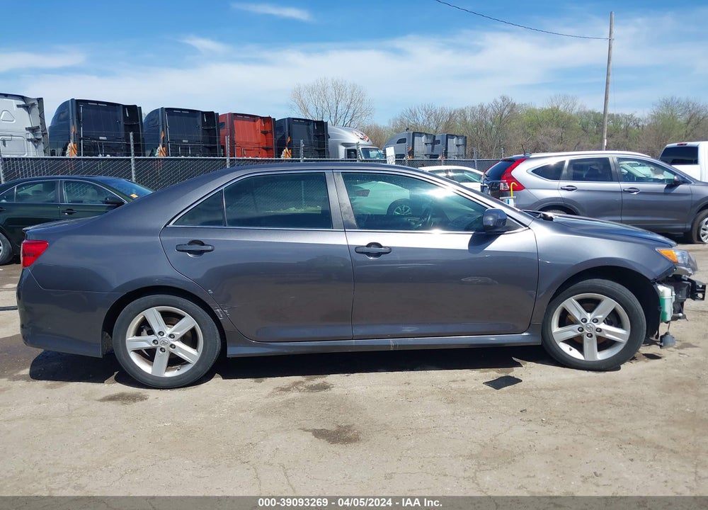 2014 TOYOTA CAMRY SE VIN: 4T1BF1FK9EU375595