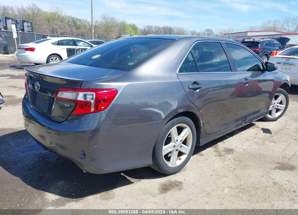 2014 TOYOTA CAMRY SE VIN: 4T1BF1FK9EU375595