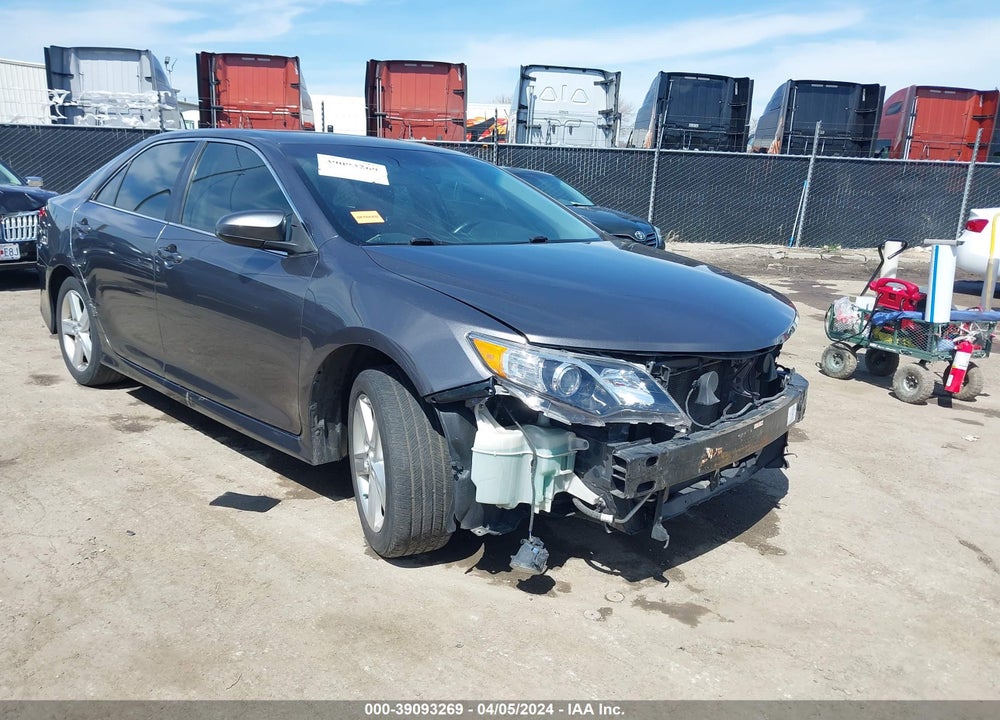 2014 TOYOTA CAMRY SE VIN: 4T1BF1FK9EU375595