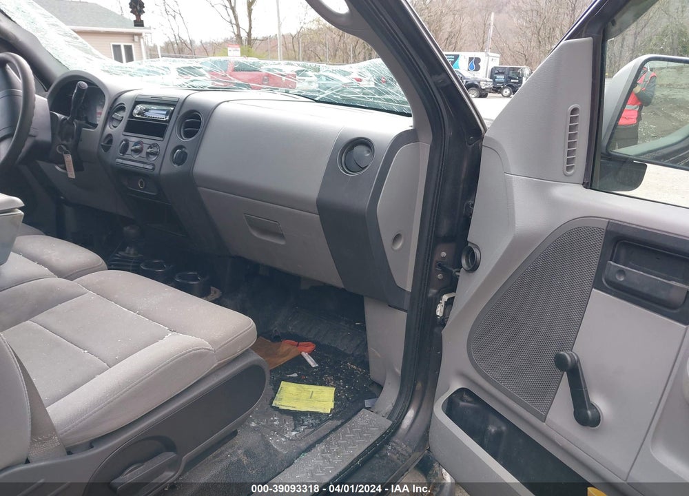 2005 FORD F-150 STX/XL/XLT VIN: 1FTRX14W65FB65563