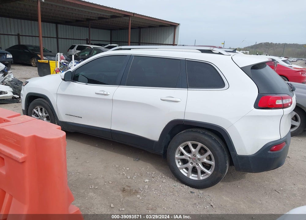 2015 JEEP CHEROKEE LATITUDE VIN: 1C4PJLCB3FW700451