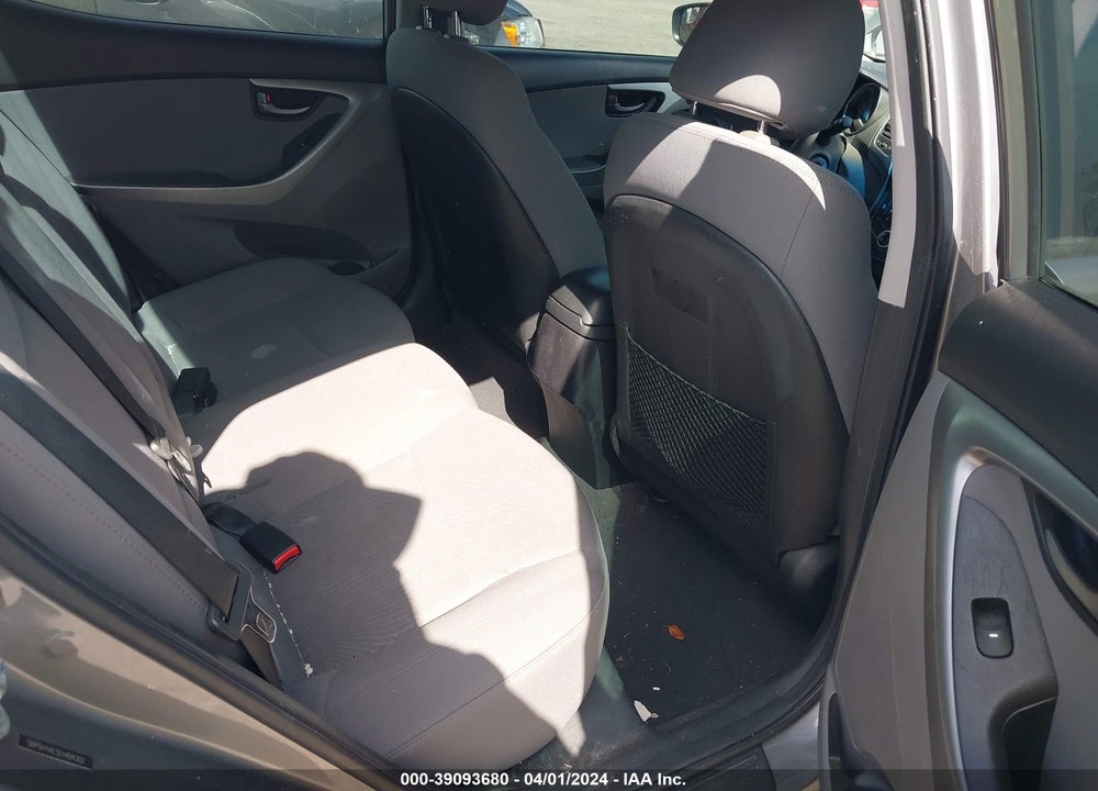 2014 HYUNDAI ELANTRA SE VIN: 5NPDH4AE5EH494202