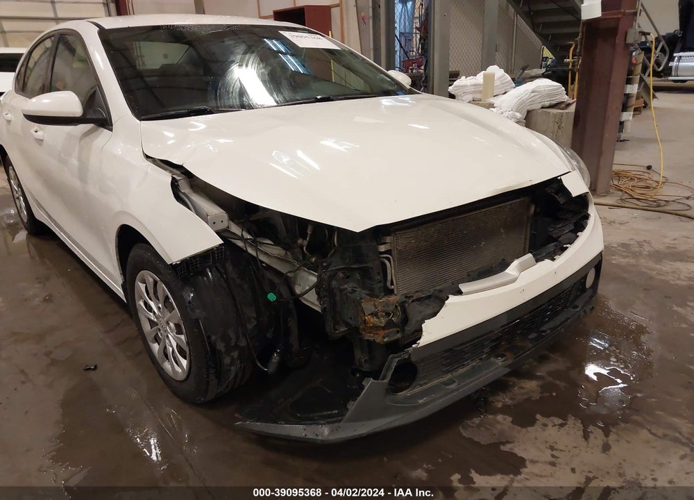 2019 KIA FORTE FE VIN: 3KPF24AD8KE010007