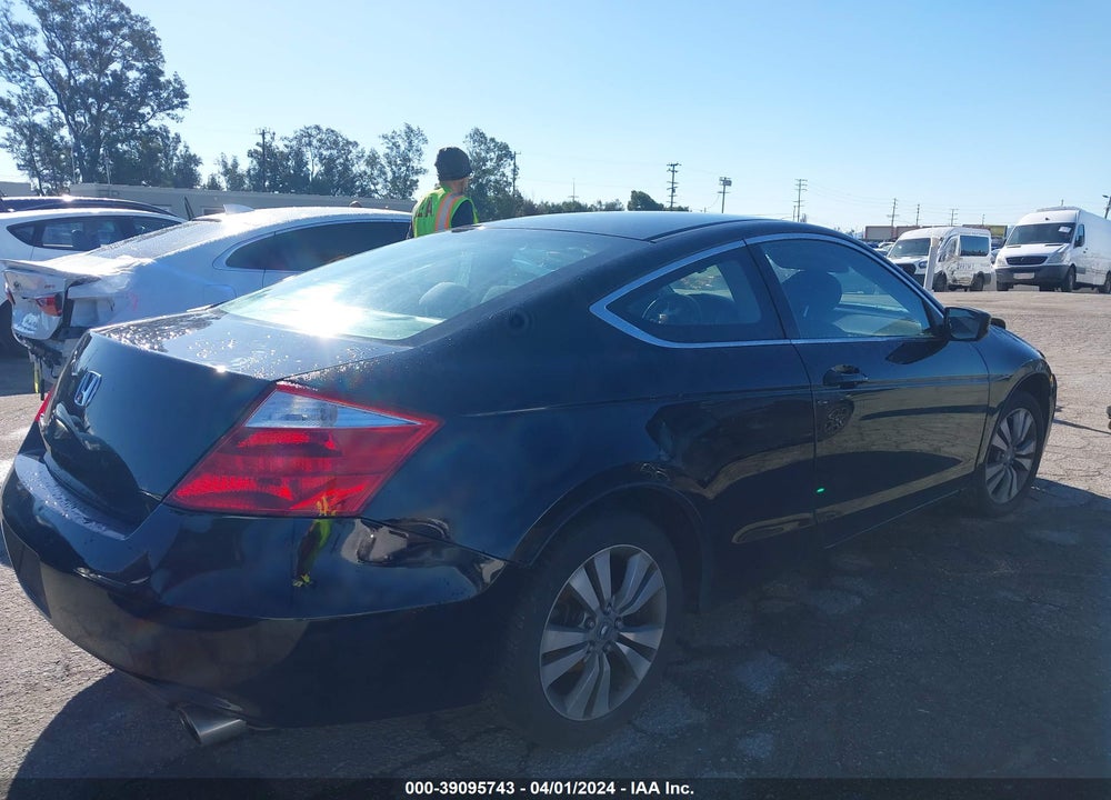 2010 HONDA ACCORD 2.4 LX-S VIN: 1HGCS1B3XAA021150