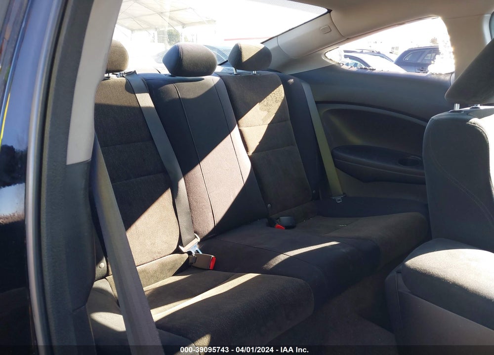 2010 HONDA ACCORD 2.4 LX-S VIN: 1HGCS1B3XAA021150