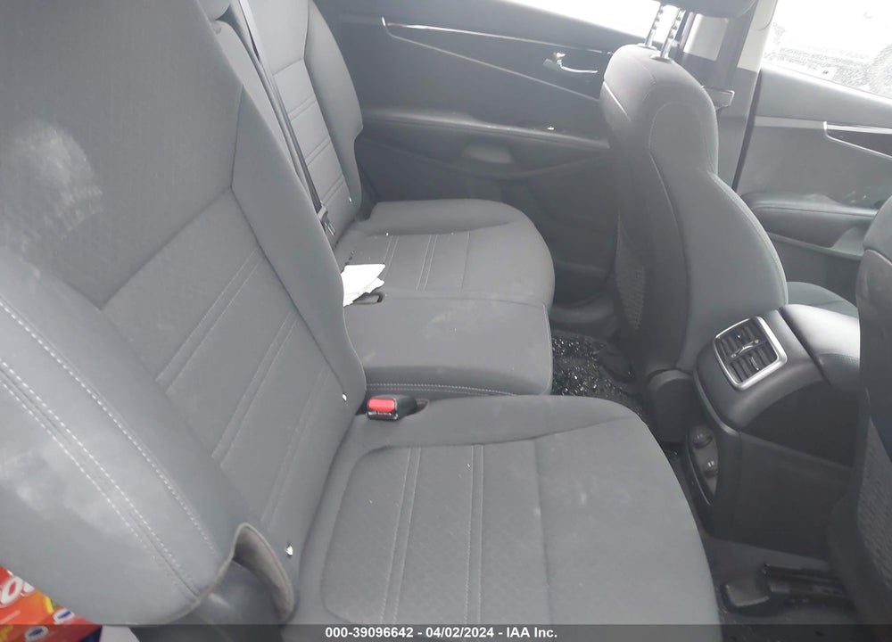 2020 KIA SORENTO 2.4L LX VIN: 5XYPG4A36LG674873