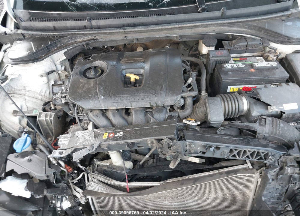 2019 HYUNDAI ELANTRA SE VIN: 5NPD74LF0KH493009