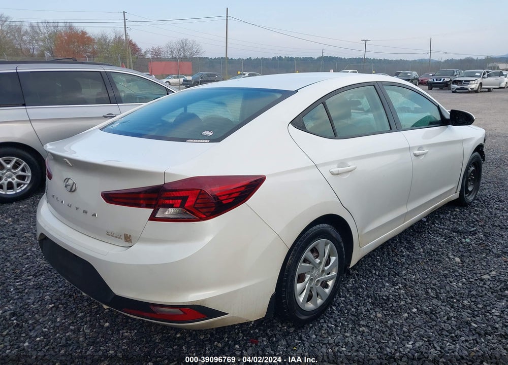 2019 HYUNDAI ELANTRA SE VIN: 5NPD74LF0KH493009