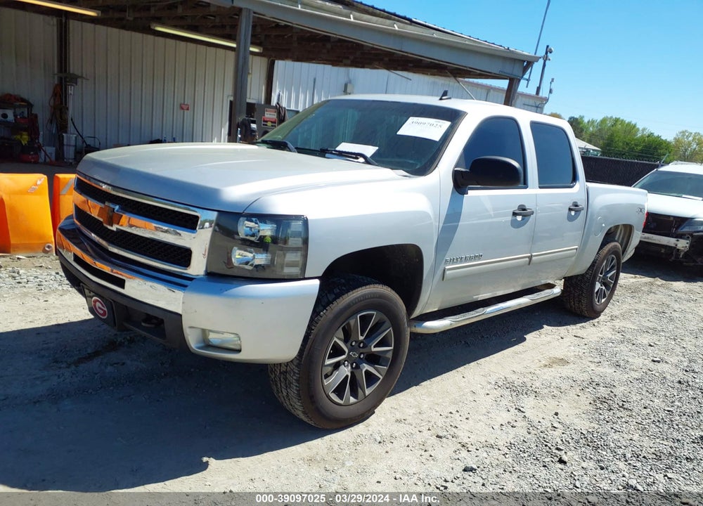 2011 CHEVROLET SILVERADO 1500 LT VIN: 3GCPKSE34BG383575