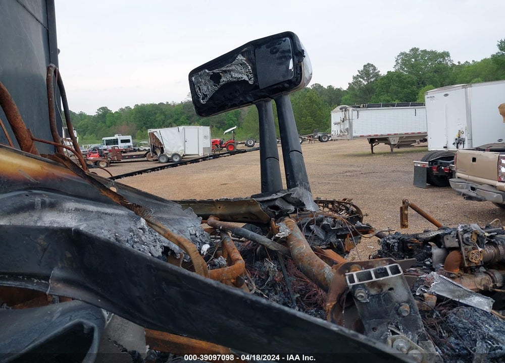 2022 KENWORTH T880 VIN: 1NKZXP0X0NJ107204