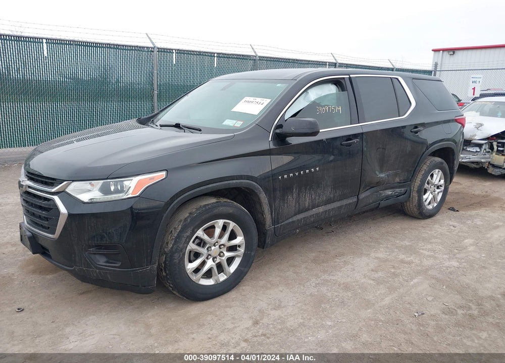 2018 CHEVROLET TRAVERSE LS VIN: 1GNEVFKWXJJ286261