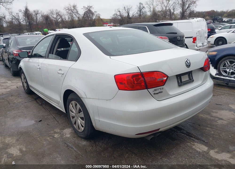 2014 VOLKSWAGEN JETTA 2.0L S VIN: 3VW1K7AJ7EM432939