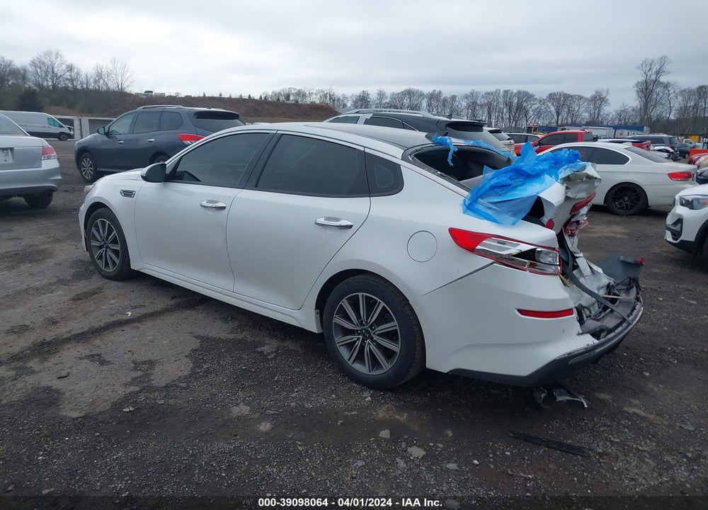 2019 KIA OPTIMA LX VIN: 5XXGT4L35KG294869