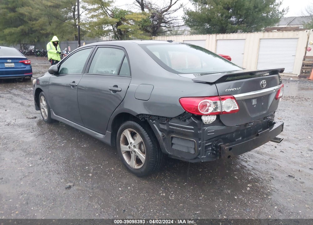 2011 TOYOTA COROLLA S VIN: 2T1BU4EE3BC624182