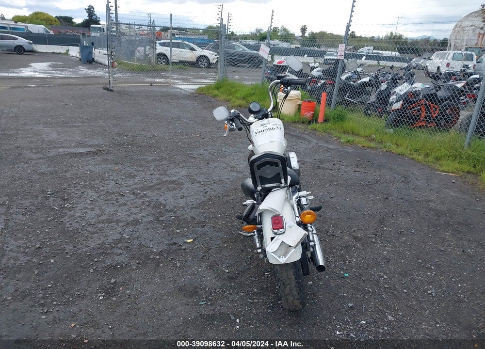 2000 HARLEY-DAVIDSON XL883 HUGGER VIN: 1HD4CEM39YK117634