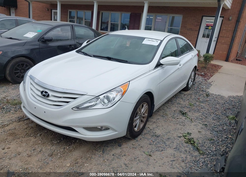 2013 HYUNDAI SONATA GLS VIN: 5NPEB4AC8DH803602