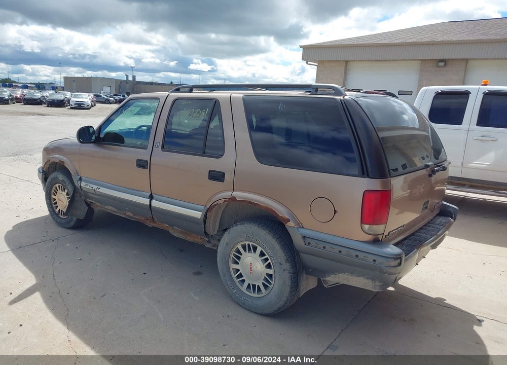 1997 GMC JIMMY SLS VIN: 1GKDT13W1V2555828