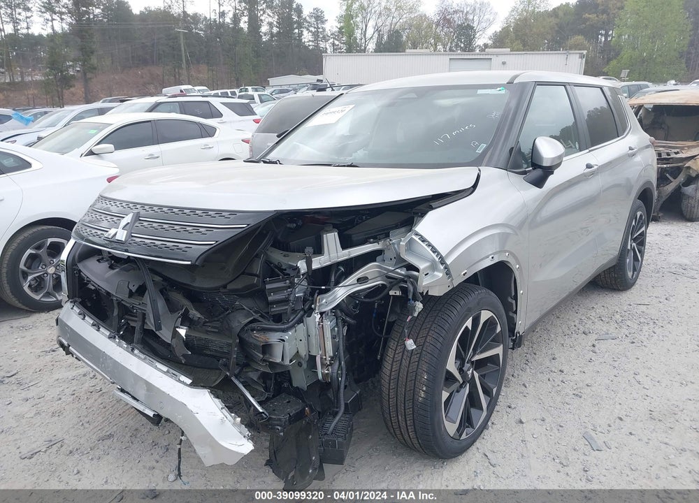 2024 MITSUBISHI OUTLANDER SE 2.5 2WD/SE BLACK EDITION S-AWC/SE BLACK EDITION W/PANO ROOF VIN: JA4J3VA82RZ036451