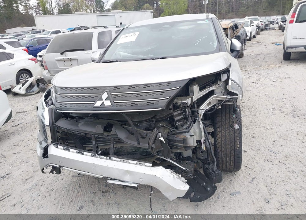 2024 MITSUBISHI OUTLANDER SE 2.5 2WD/SE BLACK EDITION S-AWC/SE BLACK EDITION W/PANO ROOF VIN: JA4J3VA82RZ036451