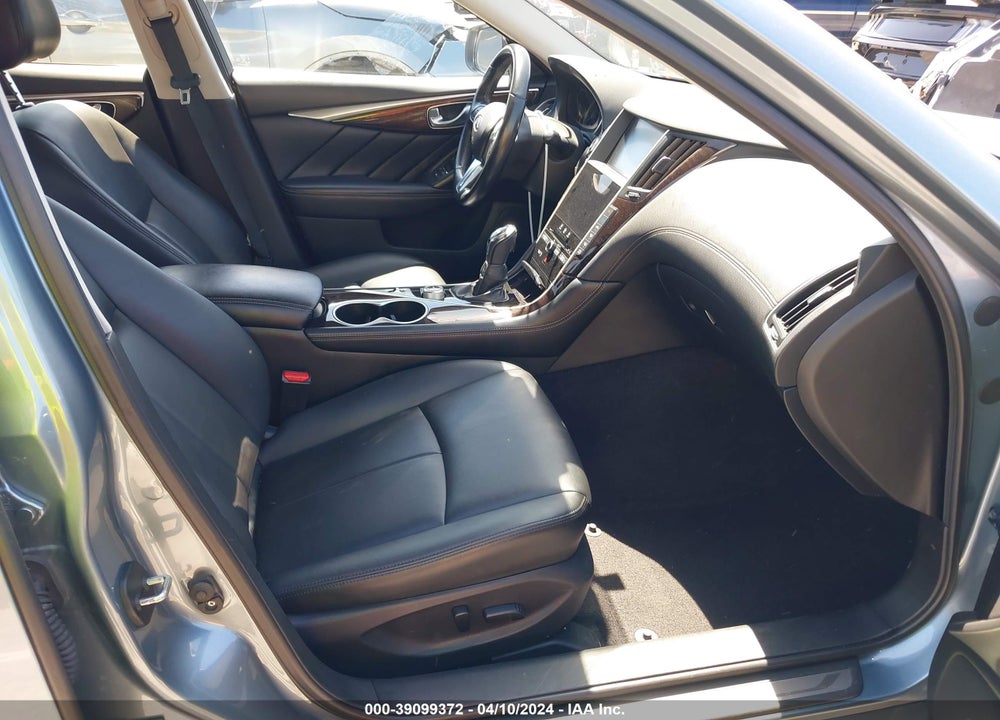 2019 INFINITI Q50 3.0T LUXE VIN: JN1EV7AP7KM517631