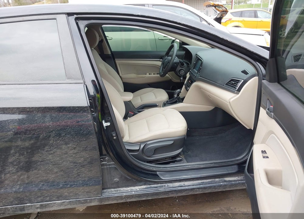2017 HYUNDAI ELANTRA SE VIN: KMHD84LF1HU065652