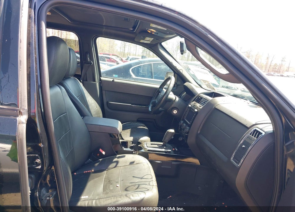 2010 FORD ESCAPE LIMITED VIN: 1FMCU0E75AKA53673