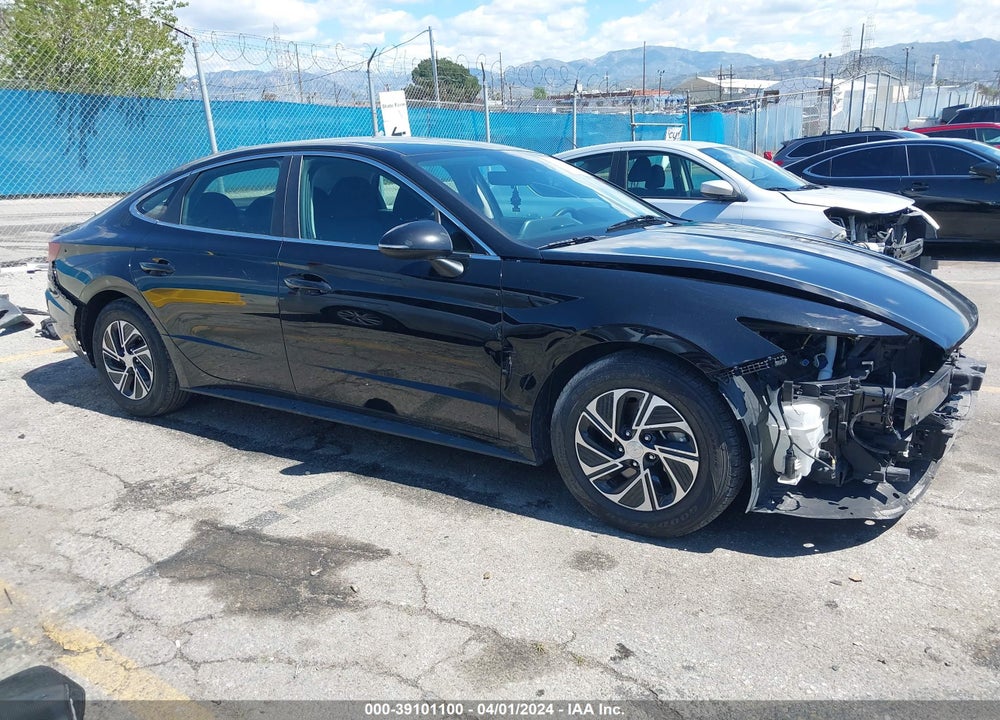 2022 HYUNDAI SONATA HYBRID BLUE VIN: KMHL24JJ4NA037071