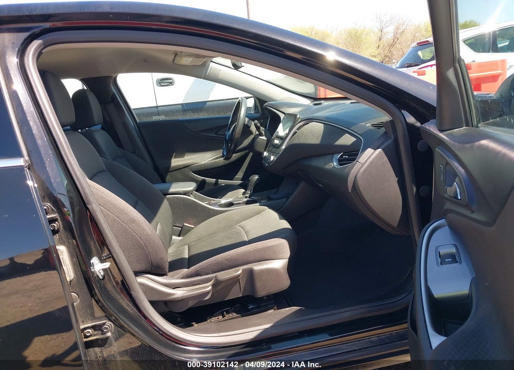 2019 CHEVROLET MALIBU RS VIN: 1G1ZG5ST7KF195577