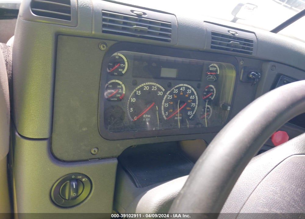 2015 FREIGHTLINER CASCADIA 125 VIN: 1FUJGEDV2FLGP3801