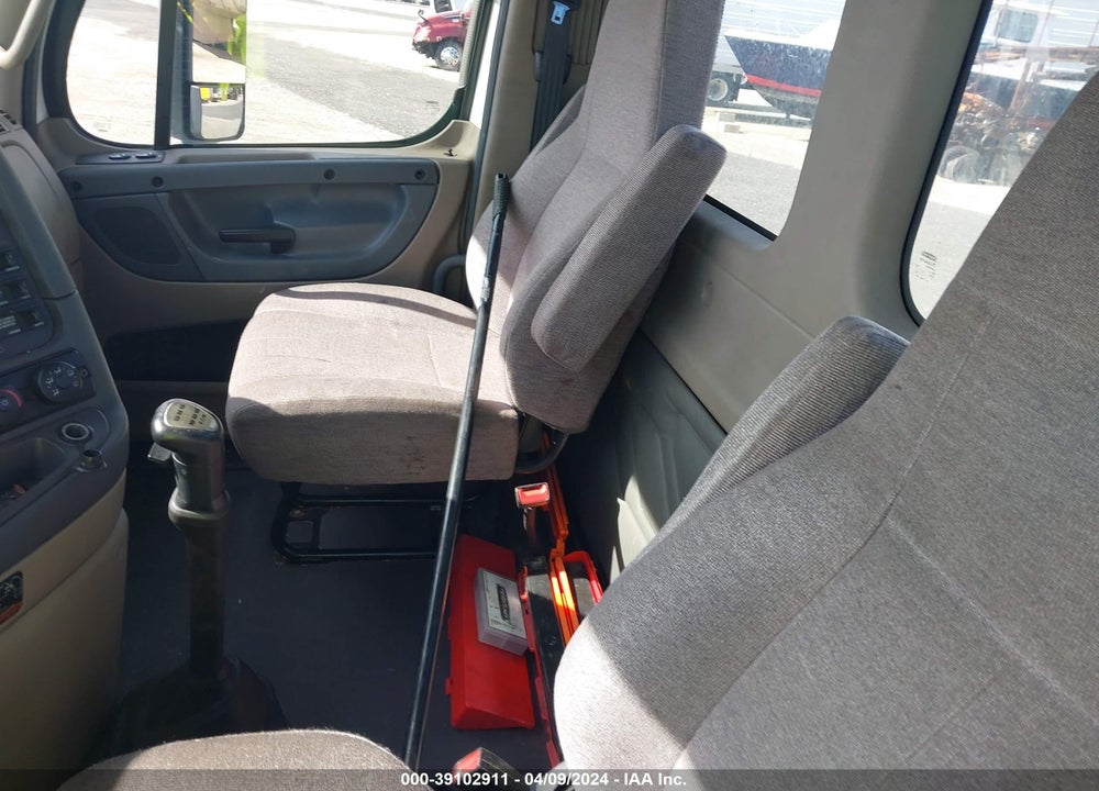 2015 FREIGHTLINER CASCADIA 125 VIN: 1FUJGEDV2FLGP3801