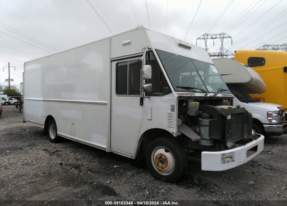 2011 FREIGHTLINER CHASSIS M LINE WALK-IN VAN VIN: 4UZACDDU6BCBE5538
