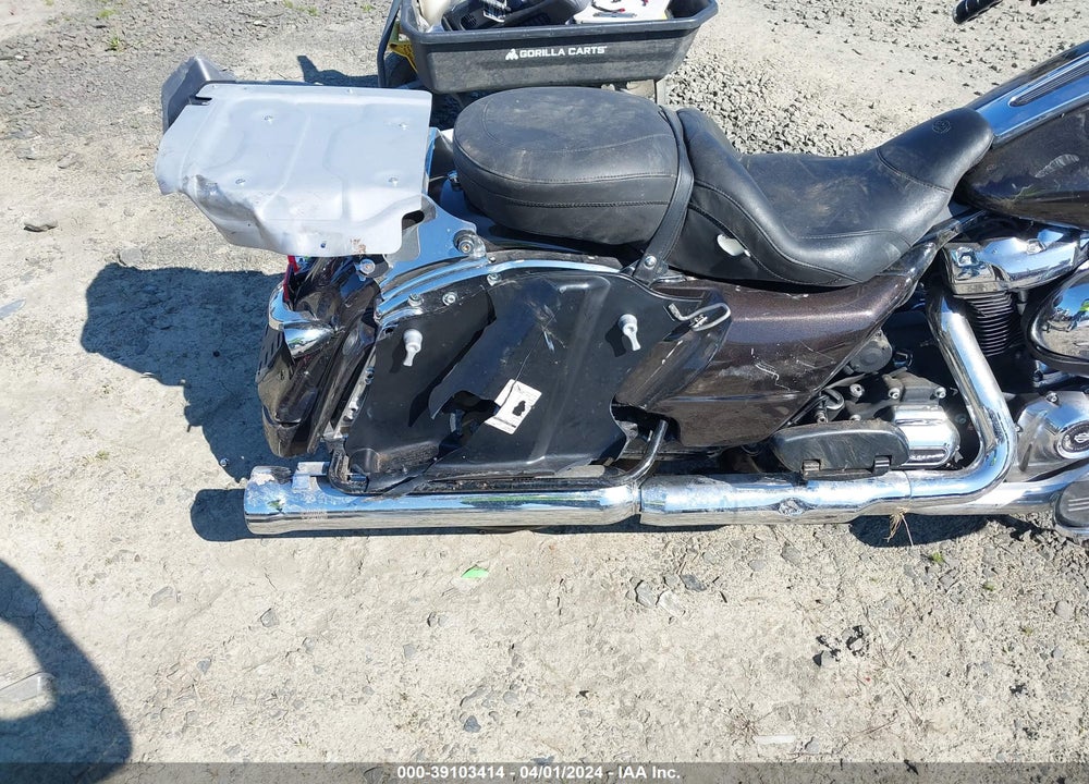 2018 HARLEY-DAVIDSON FLTRX ROAD GLIDE VIN: 1HD1KHC19JB627303