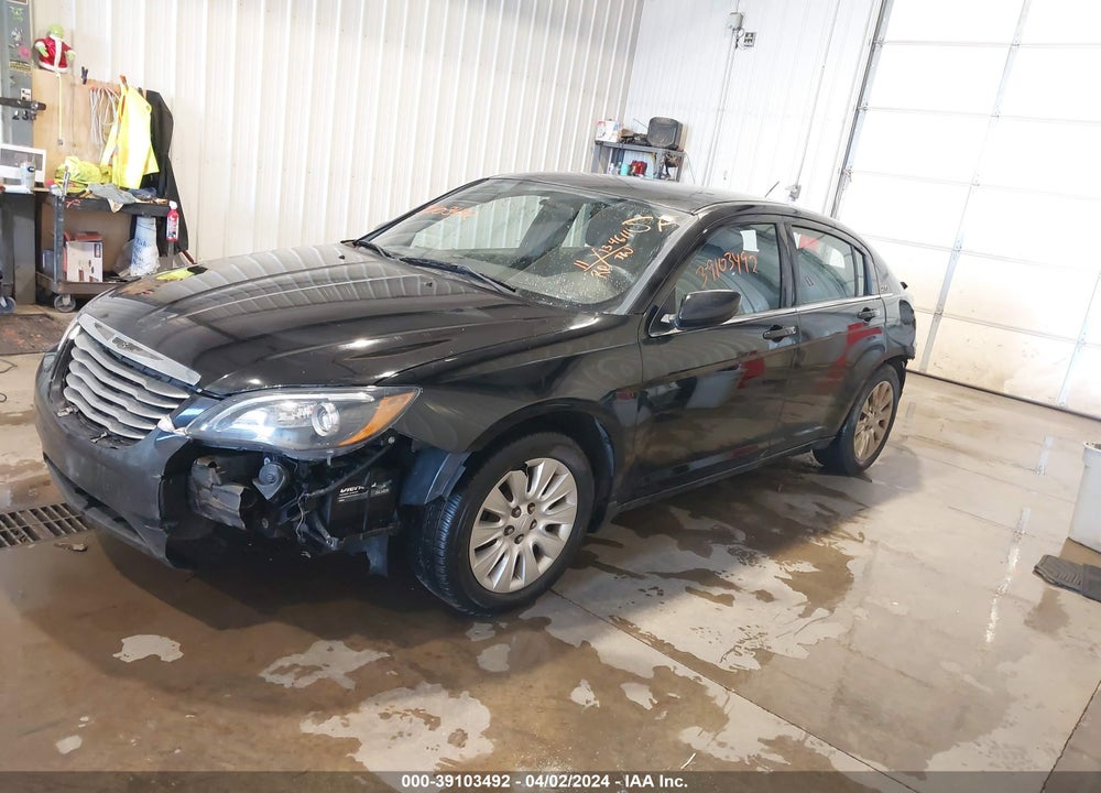 2011 CHRYSLER 200 LX VIN: 1C3BC4FB4BN617685