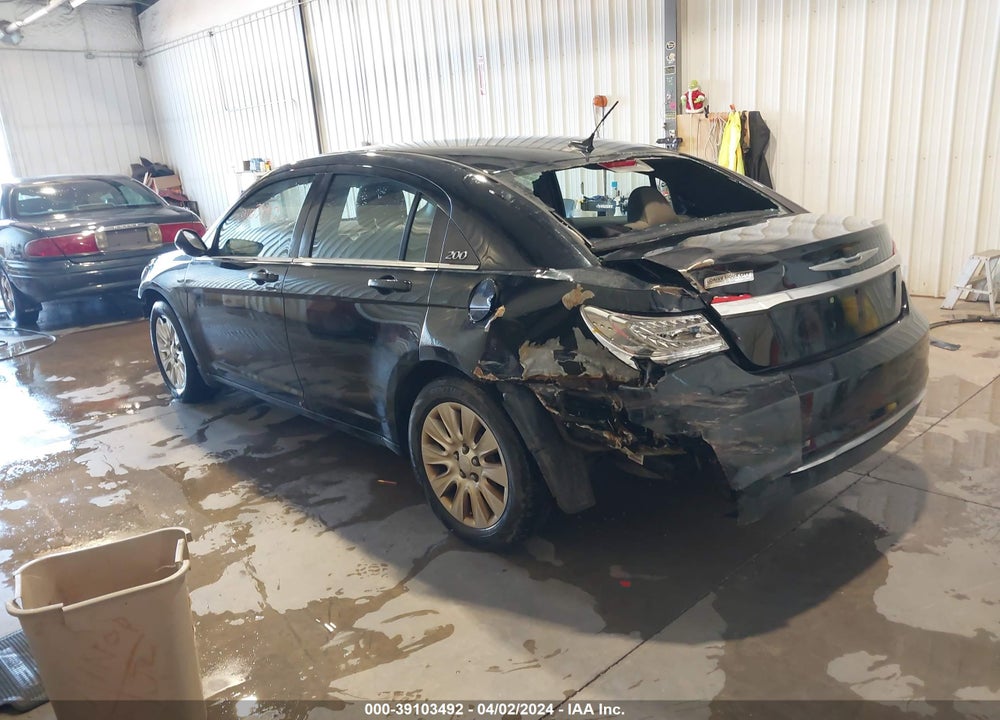2011 CHRYSLER 200 LX VIN: 1C3BC4FB4BN617685